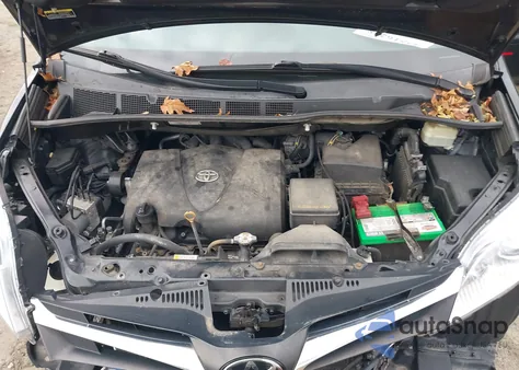 2018 Toyota Sienna Le 8 Passenger from USA, damaged, VIN 5TDKZ3DC0JS927664